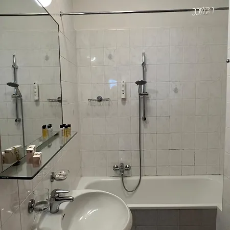 Hotel American 3*